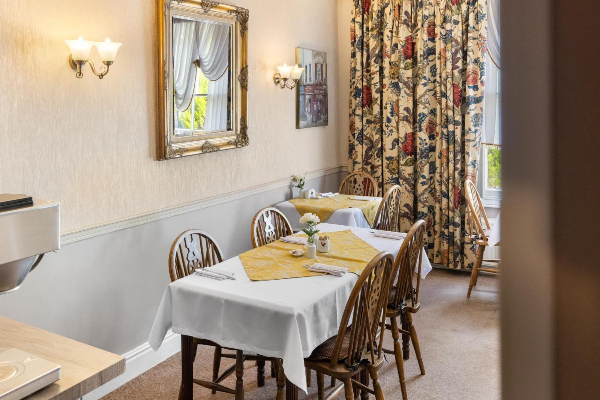Bed and Breakfast The Lansdowne Лимингтон Экстерьер фото